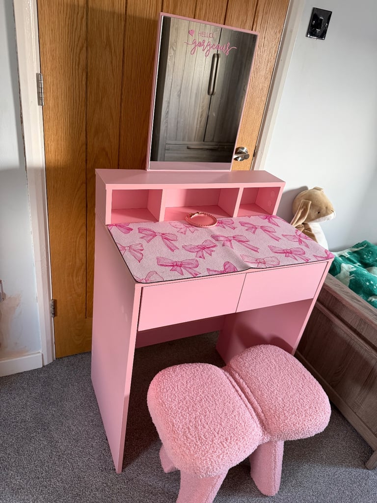 new dressing table & bow stool 