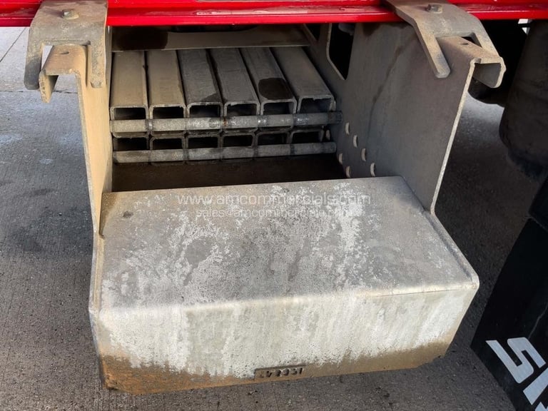 SDC TRI AXLE FLAT BED TRAILER 