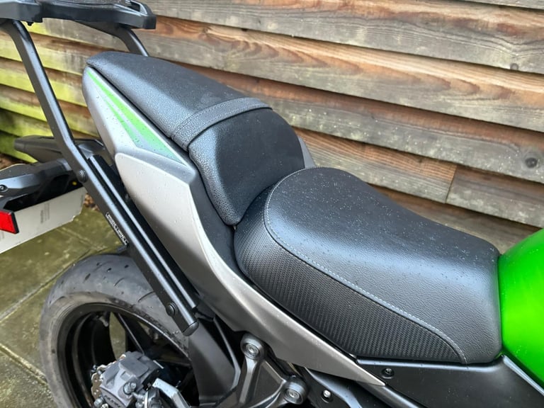 2019 / 69 Kawasaki Z650ABS £4500 Green 3291 miles. 
