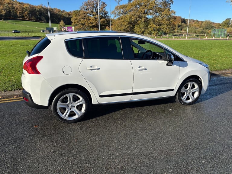 2013 Peugeot 3008 1.6 HDi 115 Allure 5dr HATCHBACK Diesel Manual