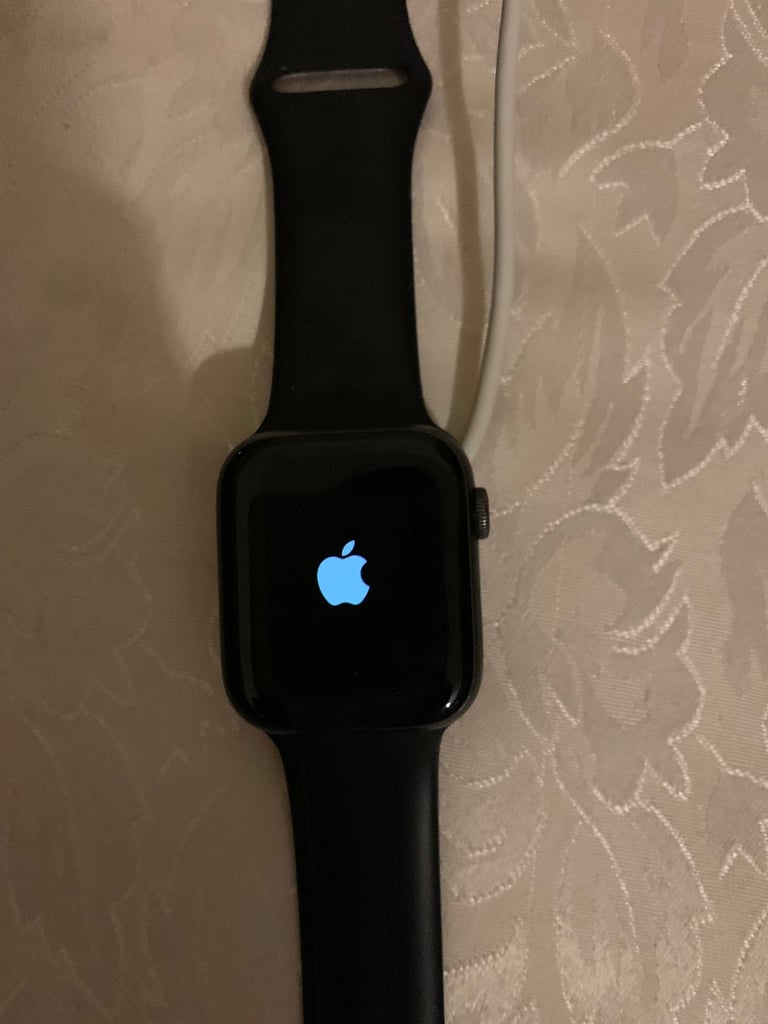 image for Apple Watch Series 5 44m gps & cellular 