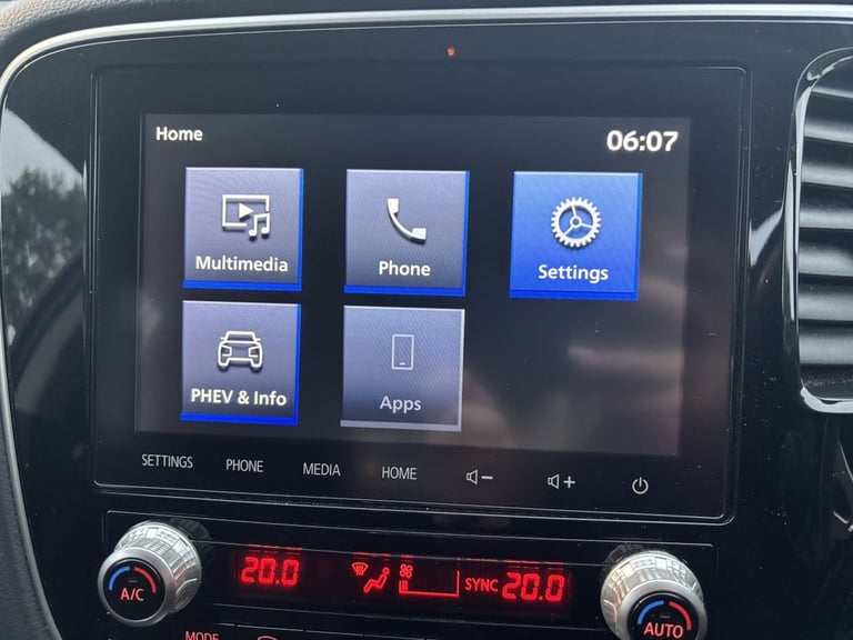 2021 Mitsubishi Outlander 2.4h TwinMotor 13.8kWh Design SUV 5dr Petrol Plug-in Hybrid CVT 4WD Eur...