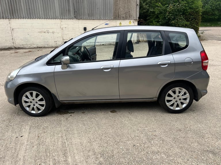 Honda Jazz 1.4 SE Air Con - Walk Around Video