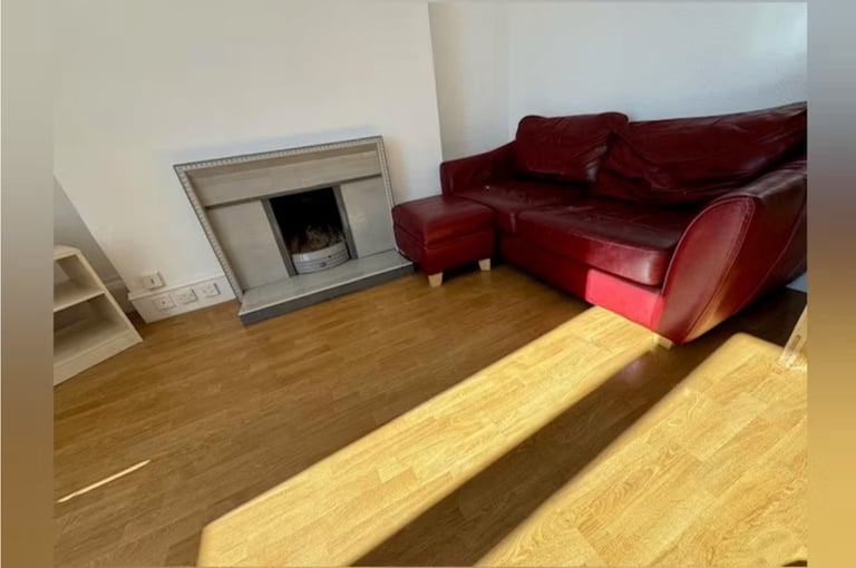Old Aberdeen sunny 1.5 bed flat