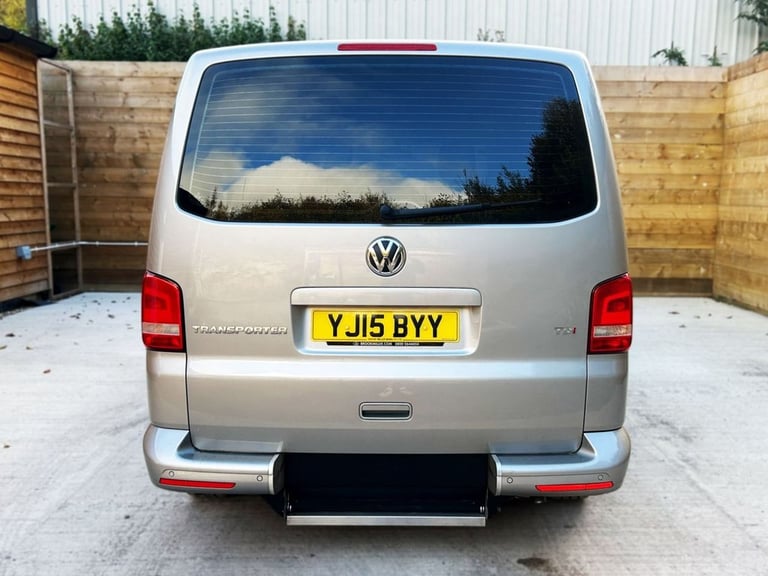 2015 Volkswagen Transporter 4 Seat Auto Driver Transfer Wheelchair Accessible Disabled Access Veh...