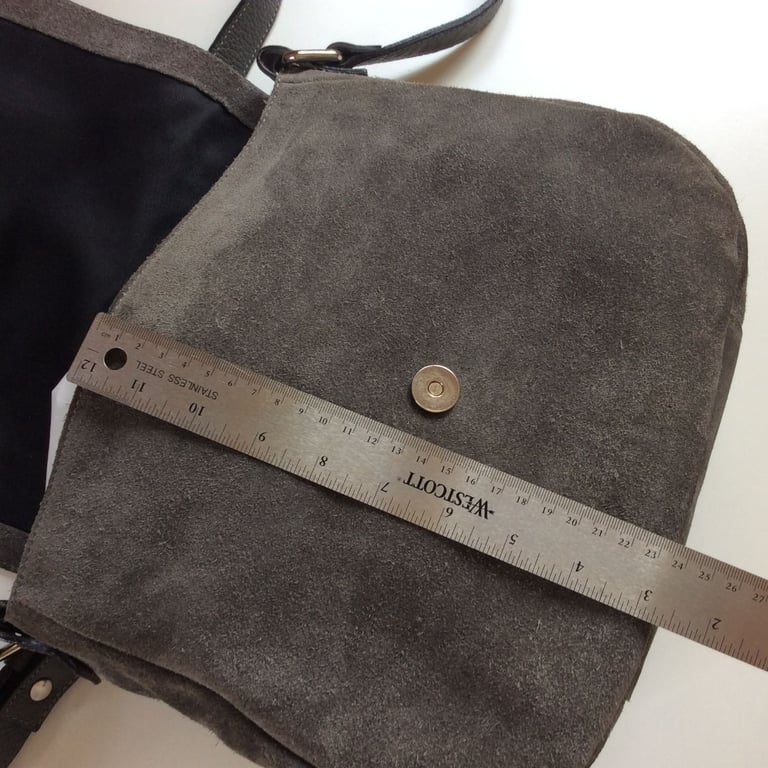 A. Bellucci women's grey tassel genuine suede leather shoulder bag medium, VGC