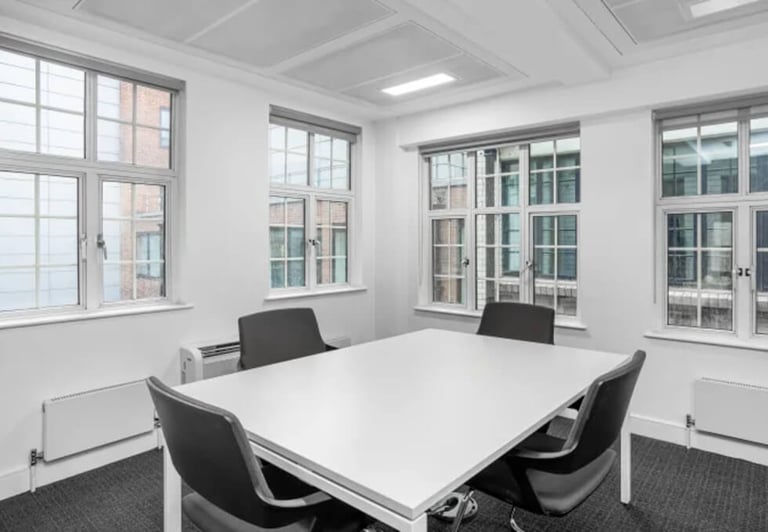 Furnished offices to rent in *Regent Street*. Office Spaces for 3 to 75 desks W1