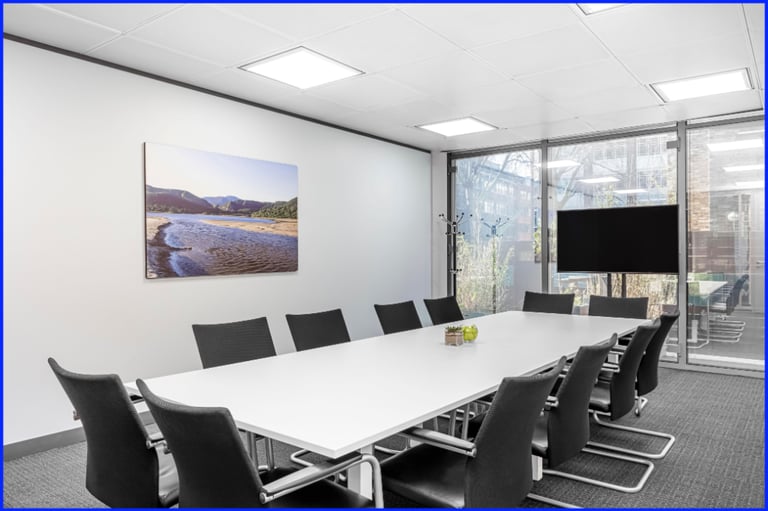 London - W1T 4TQ, Fully equipped open-plan offices for rent in Tottenham Court Road