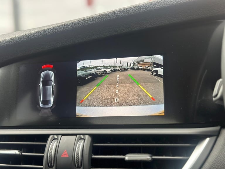 2020 Alfa Romeo Giulia 2.0T Veloce Saloon 4dr Petrol Auto Euro 6 (s/s) (280 ps) SALOON Petrol Aut...