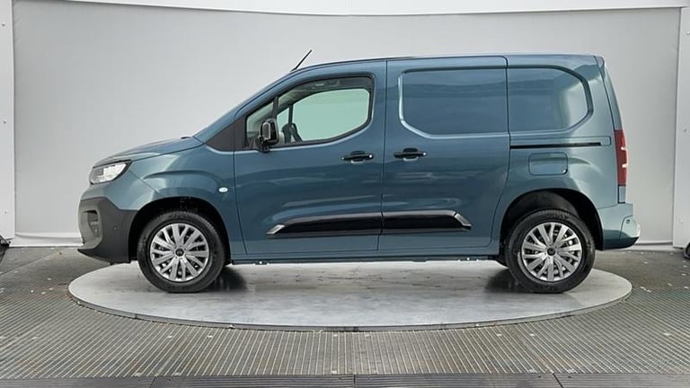 2025 Citroen Berlingo 1.5 BlueHDi 130ps Van Driver EAT8 PANEL VAN DIESEL Automatic