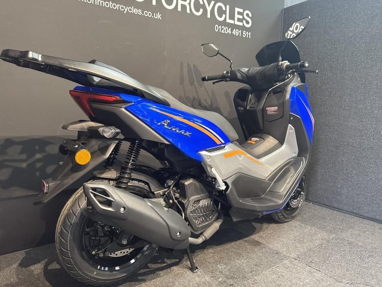 NEW MGB AMAX 125cc Automatic Scooter Learner Legal City Commuter Excellent MP...
