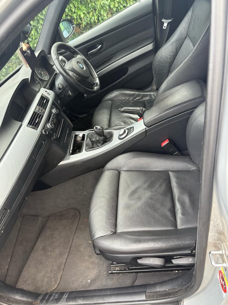 BMW, 3 SERIES, Saloon, 2008, Manual, 1995 (cc), 4 doors