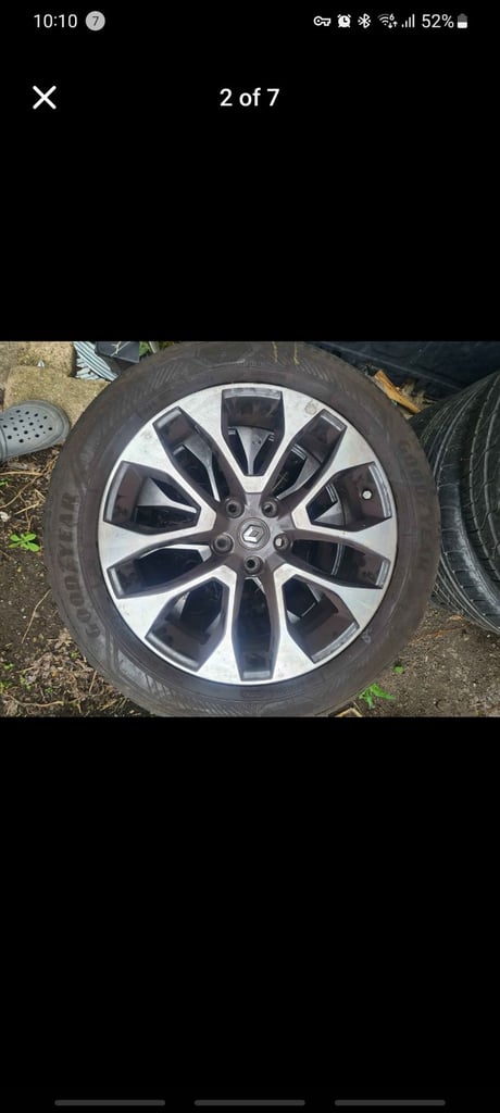 19" Renault alloy wheels
