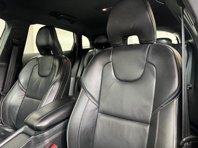 2015 Volvo V40 1.6 D2 R-Design Euro 5 (s/s) 5dr HATCHBACK Diesel Manual