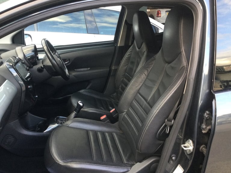 2016 Toyota AYGO 1.0 VVT-i X-Clusiv 2 5dr HATCHBACK Petrol Manual