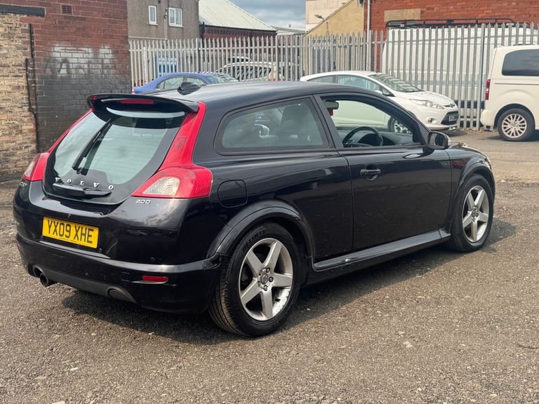 2009 Volvo C30 2.0D R-Design Sport Coupe 2dr Diesel Manual (151 g/km, 134 bhp) Coupe Diesel Manual