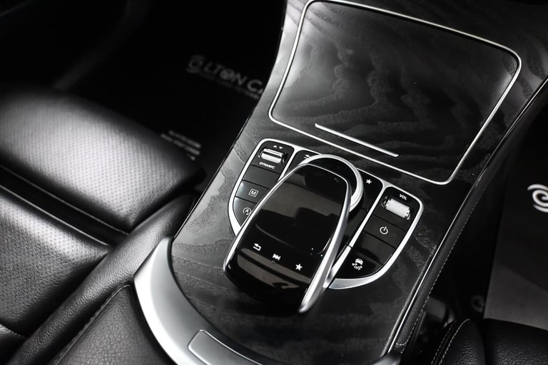  Mercedes-Benz GLC 2.0 GLC250 AMG Night Edition (Premium Plus) G-Tronic+ 4MATIC Euro 6 (s/s) 5 Pe...