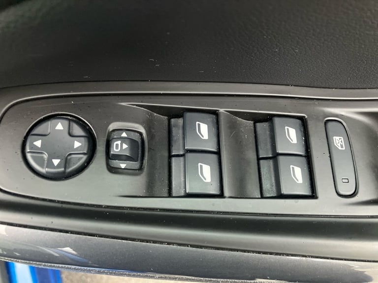 2019 Vauxhall Grandland X 1.2 Turbo Elite Nav 5dr Hatchback Manual