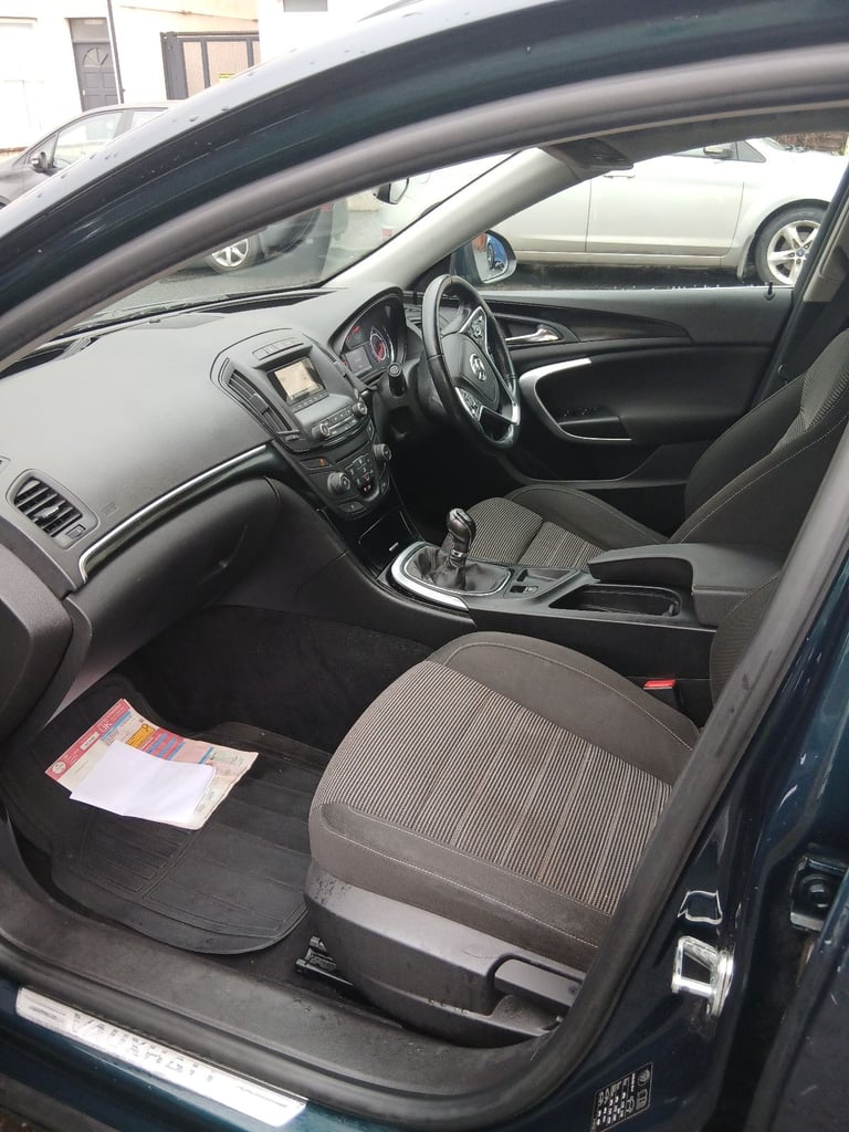 Vauxhall, INSIGNIA, Estate, 2016, Manual, 1598 (cc), 5 doors