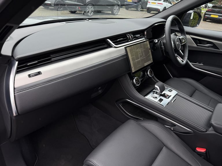 2024 Jaguar F-Pace 2.0 D200 MHEV R-Dynamic SE Black SUV 5dr Diesel Auto AWD Euro 6 (s/s) (204  ES...