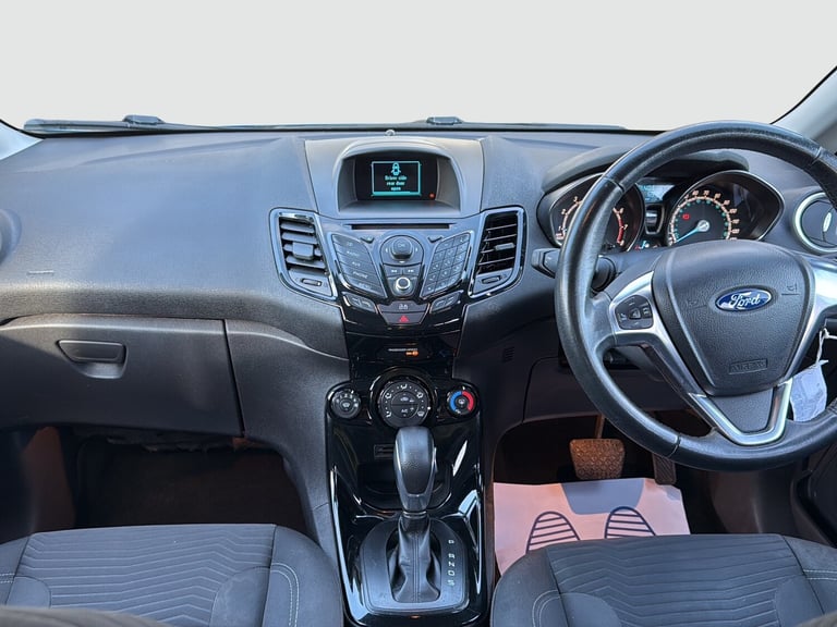 2014 Ford Fiesta 1.6 Zetec Hatchback 5dr Petrol Powershift Euro 5 (105 ps)