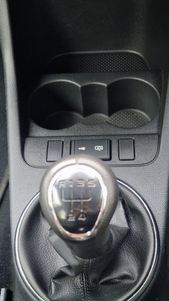 2010 Skoda Fabia 1.6 TDI SE Euro 5 5dr HATCHBACK Diesel Manual