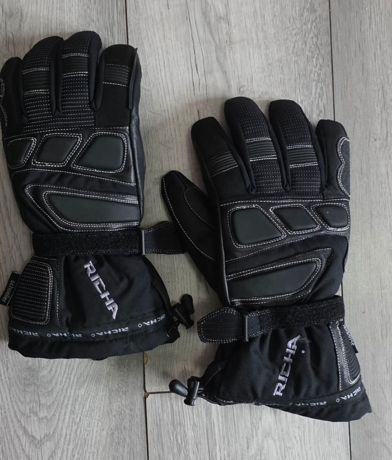 RICHA MOTORBIKE GLOVES 