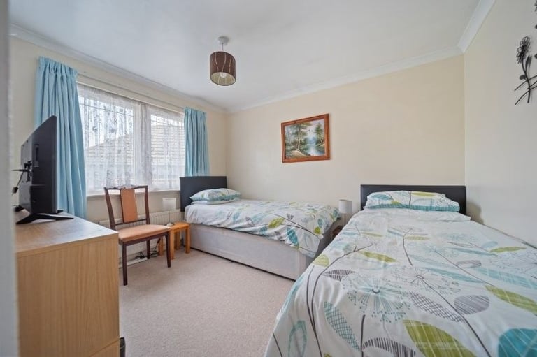 For Sale Four bedroom detached house for sale in Duloch, Dunfermline,  Fife