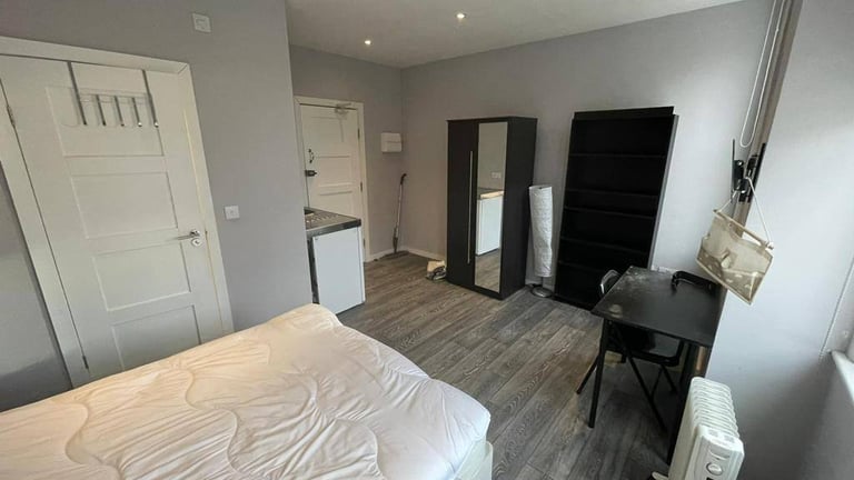 Studio flat available in Harlesden including all bills, council tax -WINCHELSEA ROAD