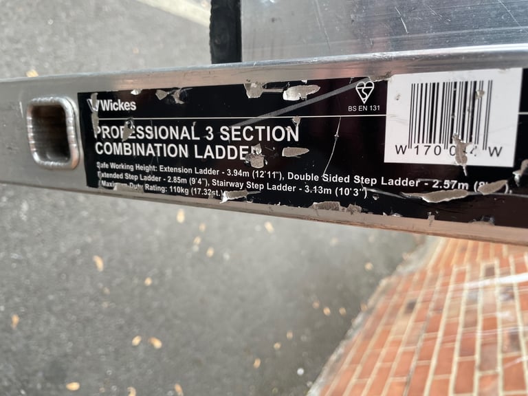 wickes professional 3 section extension ladder 3.94m extended  free local delivery 