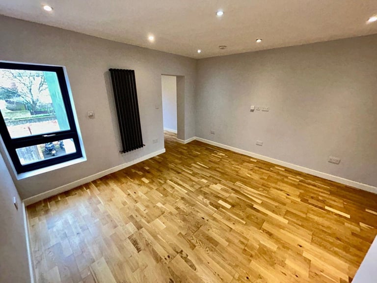 R2SA Modern 1 Bed Flat in Thornton Heath CR7