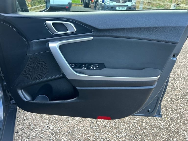 2019 Kia Ceed 1.6 CRDi ISG 2 5dr HATCHBACK DIESEL Manual