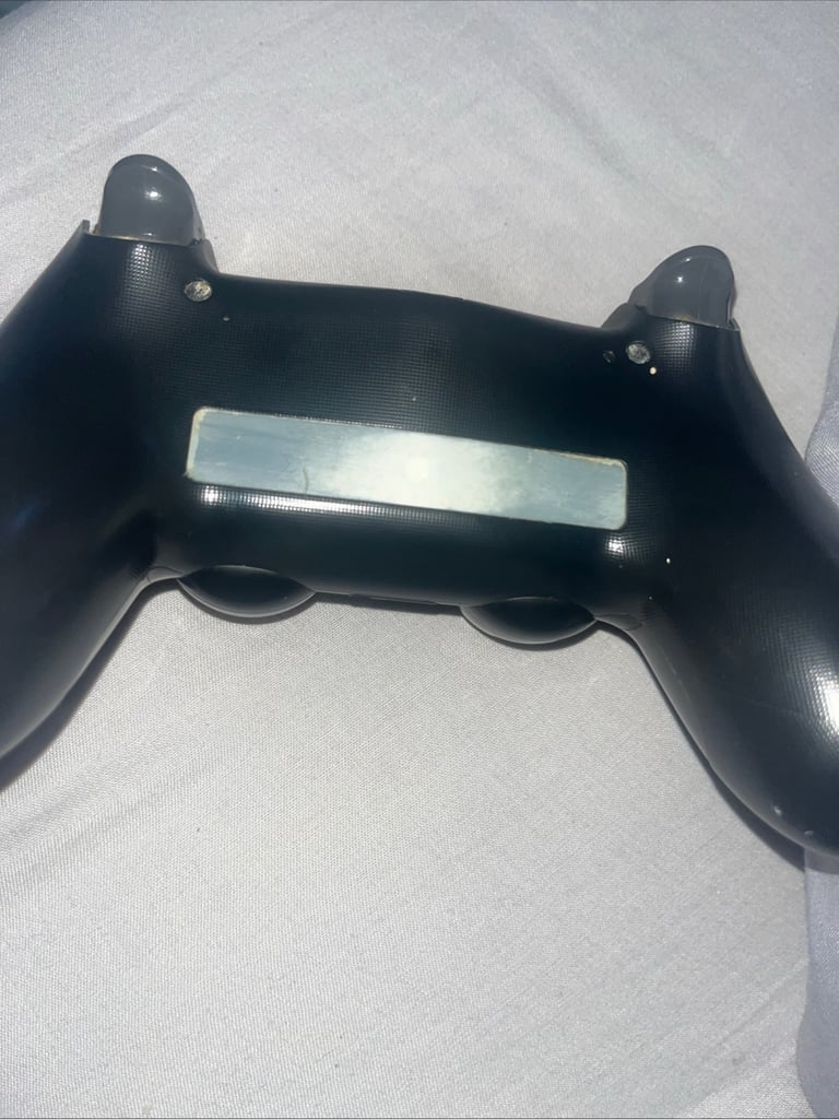 PS4 controller 