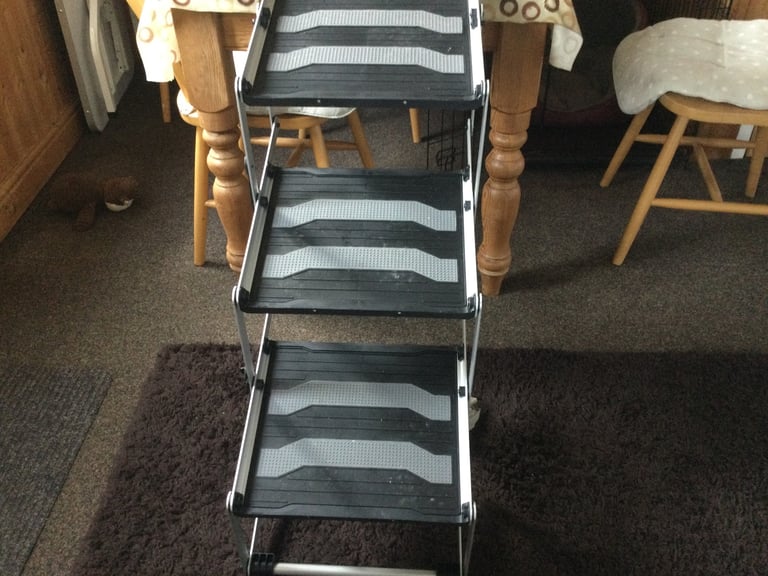 Dog ramp, foldable, three steps