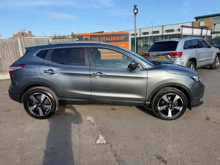 2015 Nissan Qashqai 1.6 DiG-T N-Tec+ 5dr HATCHBACK PETROL Manual
