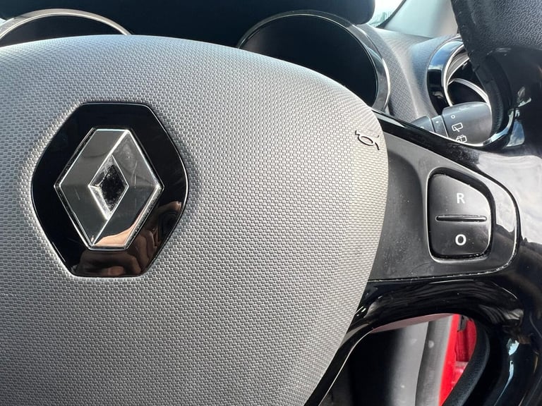 2013 Renault Clio 1.2 16V Dynamique MediaNav 5dr HATCHBACK Petrol Manual
