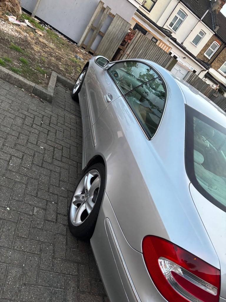 Mercedes-Benz, CLK, Coupe, 2004, Semi-Auto, 3199 (cc), 2 doors