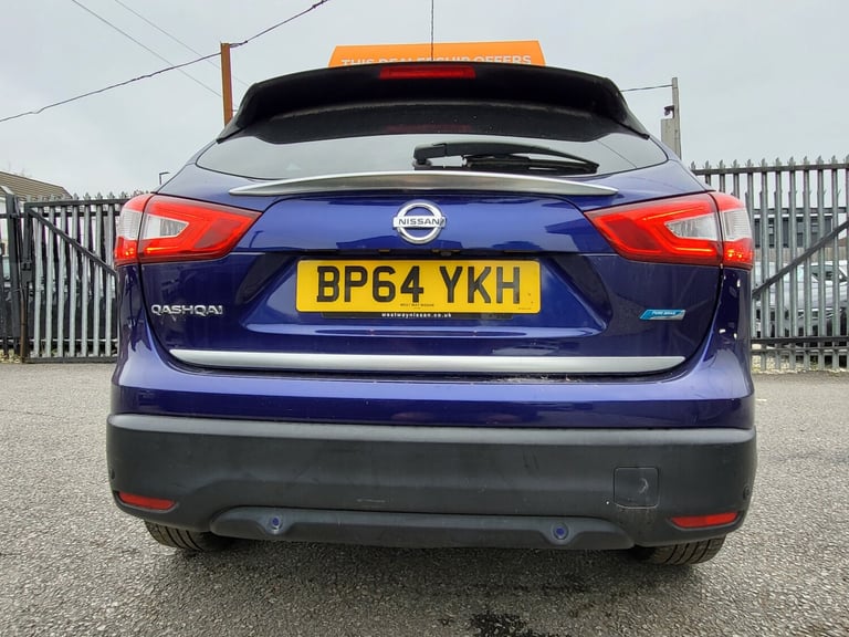 2015 Nissan Qashqai 1.5 dCi Tekna 5dr HATCHBACK Diesel Manual