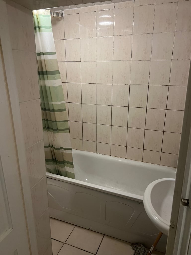 Ground Floor 2-Bedroom Flat Walthamstow, E17