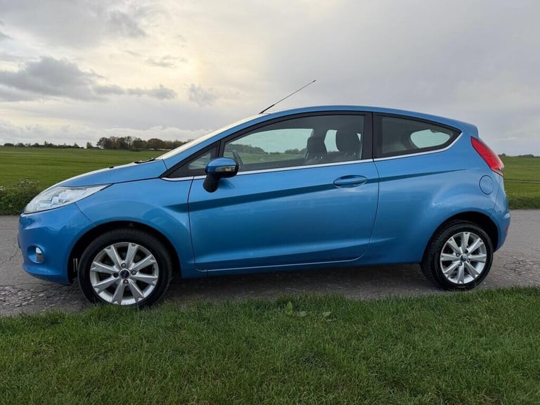 2011 Ford Fiesta 1.25 Zetec 3dr [82] HATCHBACK Petrol Manual