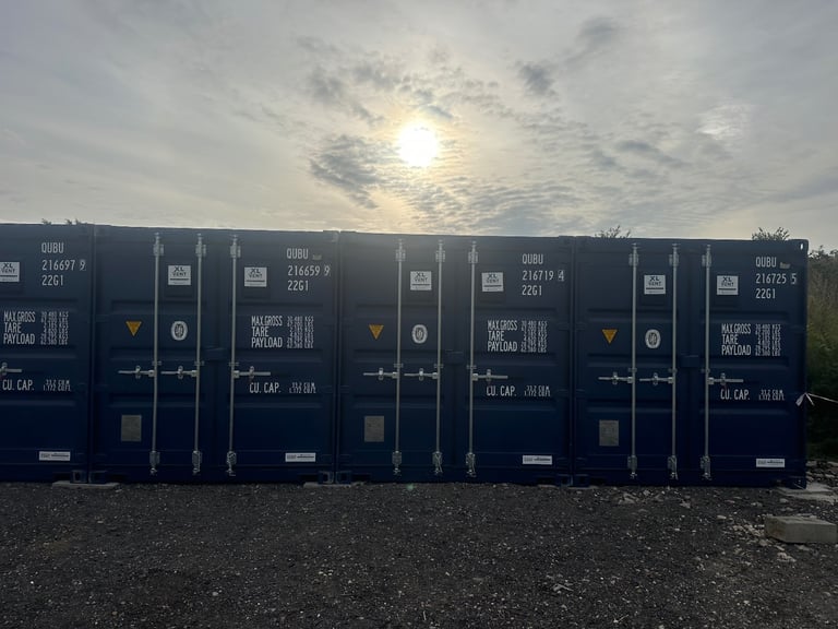 SELF STORAGE CM6 AREA