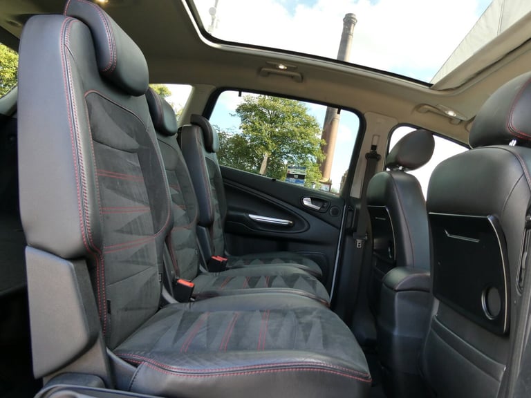 2.2 TDCi 200 Titanium X Sport 5dr *12 SERVICES +PAN ROOF +CRUISE +BTOOTH*