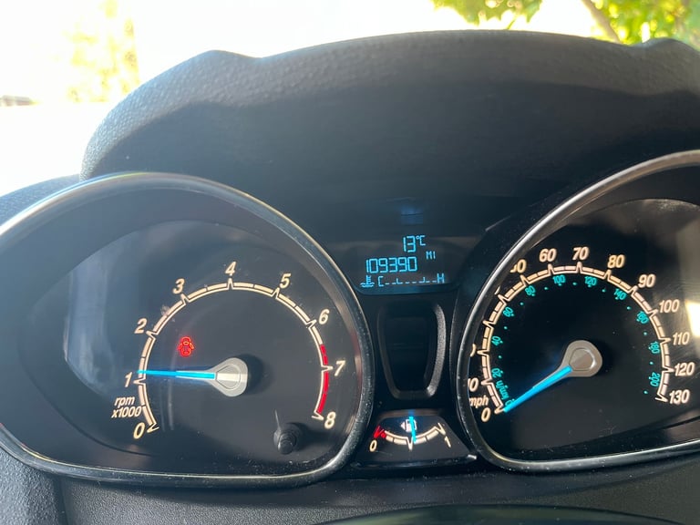 Ford, FIESTA, Hatchback, 2012, Manual, 998 (cc), 5 doors