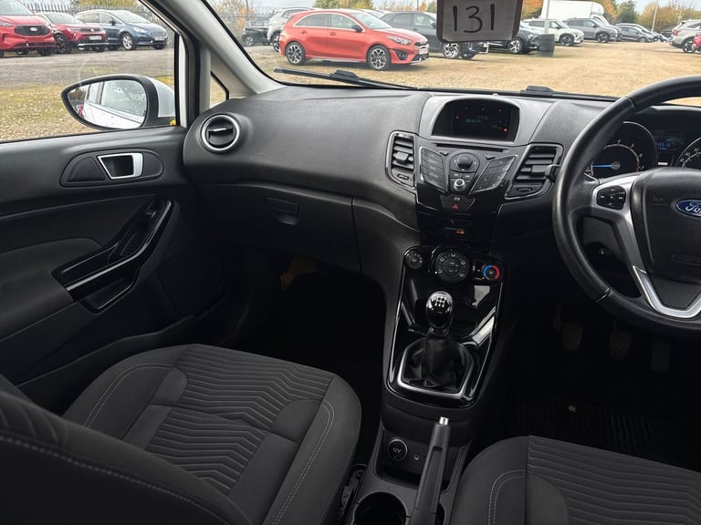 2013 Ford Fiesta 1.25 82 Zetec 5dr Hatchback PETROL Manual