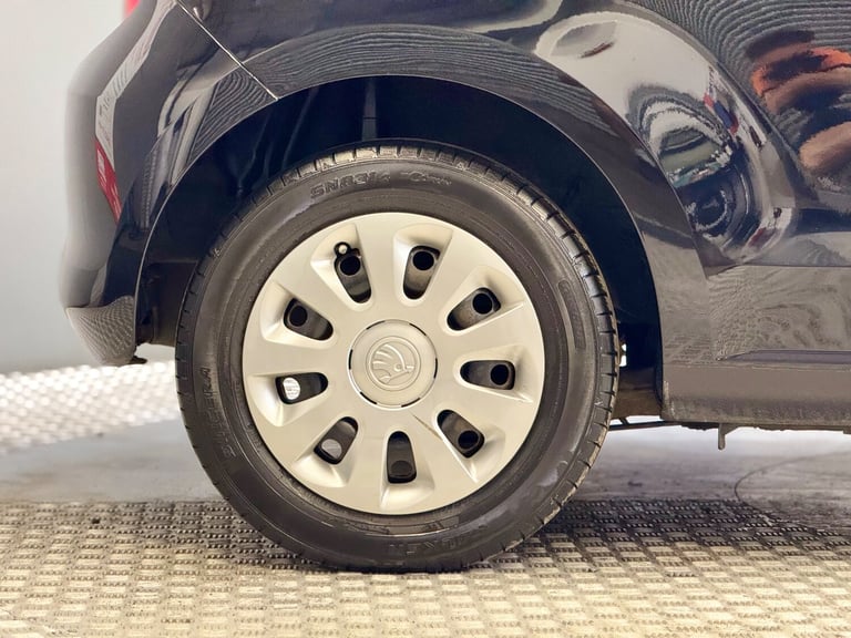 2015 Skoda Citigo 1.0 MPI SE 3dr ** ONLY 35000 MILES - UNBELIEVABLE SERVICE