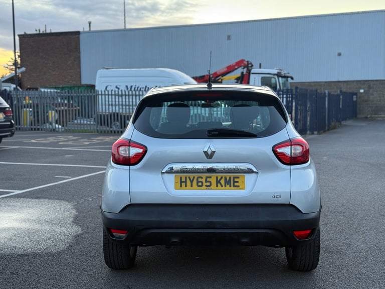 2015 Renault Captur 1.5 dCi 90 Dynamique Nav 5dr Auto HATCHBACK Diesel Automatic