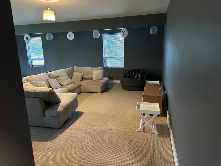 House for Rent in Sutton Scotney, Winchester