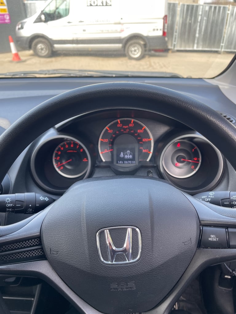 Honda, JAZZ, Hatchback, 2014, Manual, 1198 (cc), 5 doors