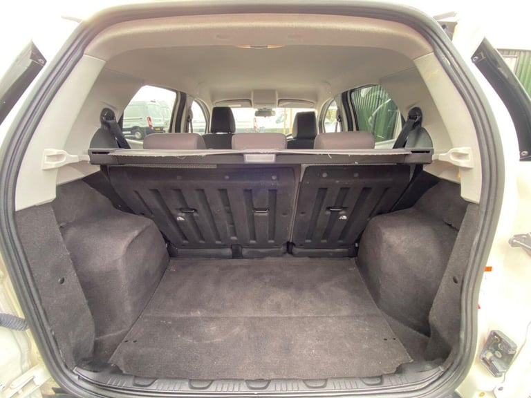 2015 Ford Ecosport 1.0T EcoBoost Zetec SUV 5dr Petrol Manual 2WD Euro 6 (s/s) (125 ps) HATCHBACK ...
