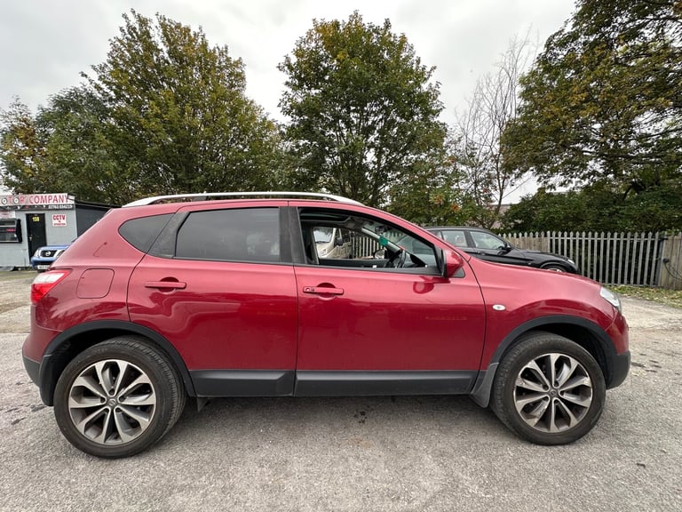 2011 Nissan Qashqai 1.6 [117] Tekna 5dr HATCHBACK Petrol Manual